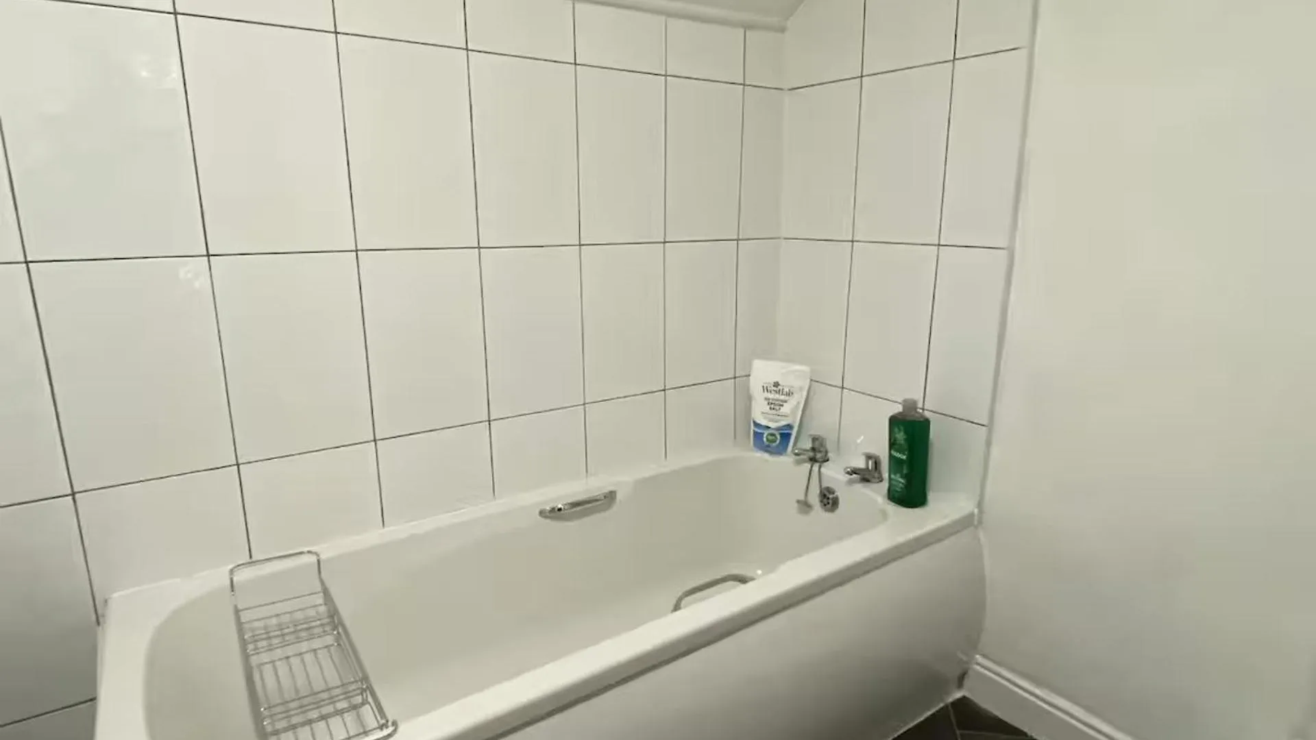 Holiday home Cosy 2 Bed House - Sleeps 3 Parking & Garden Villa Nottingham