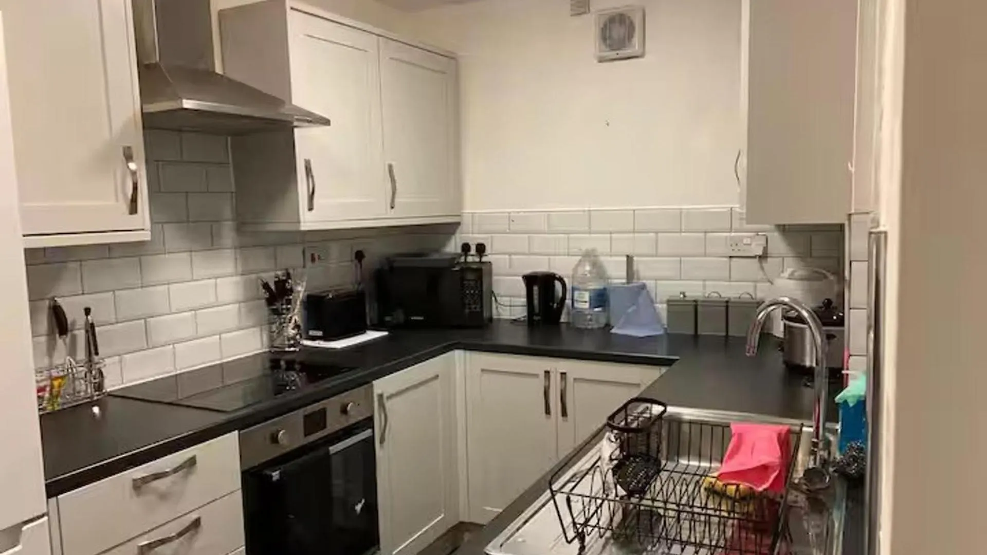 Cosy 2 Bed House - Sleeps 3 Parking & Garden Villa Nottingham 0*,  United Kingdom