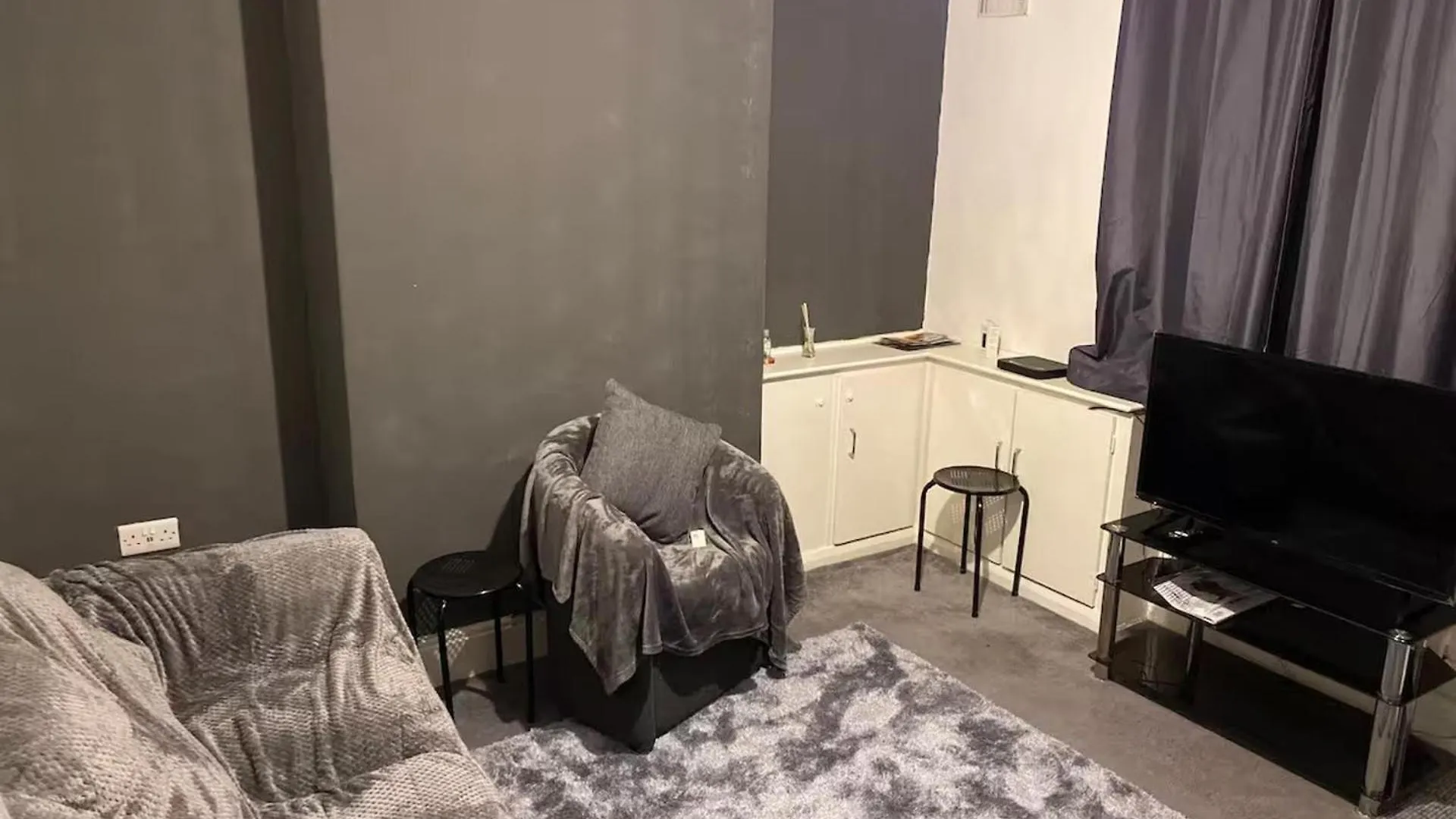 Holiday home Cosy 2 Bed House - Sleeps 3 Parking & Garden Villa Nottingham