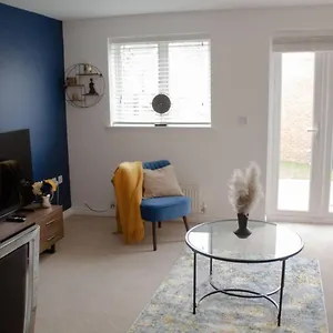 Charming 2-bed In The Heart Of Holiday home