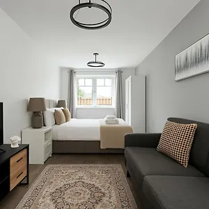  Appartement Bright Private - Peaceful Morden Location
